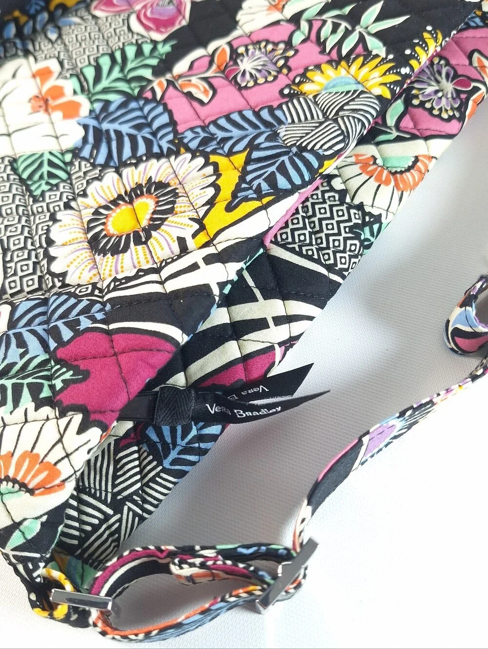 Vera Bradley NWT Quilted Kauai Floral Hobo Shoulder Bag - Picture 7 of 10